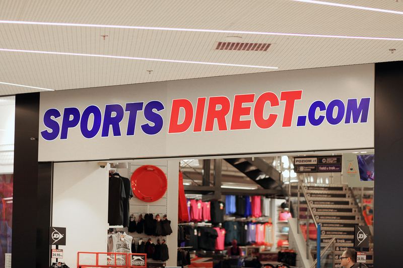 Kaseton reklamowy podświetlany realizacja Sports Direct sklep